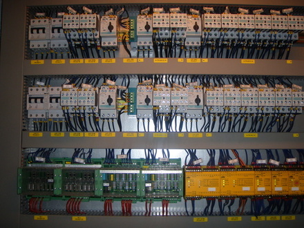 Inst. Eléctricas de Baja Tensión