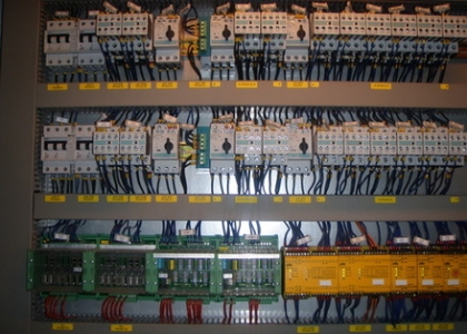Inst. Eléctricas de Baja Tensión